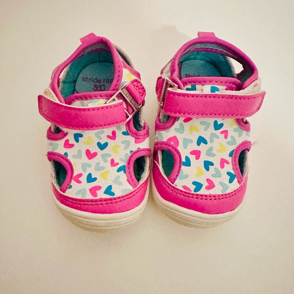 Stride Rite 360 Girl's Wave Sandal, Size 4